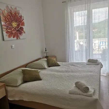 Appartement Surina App Surina's *