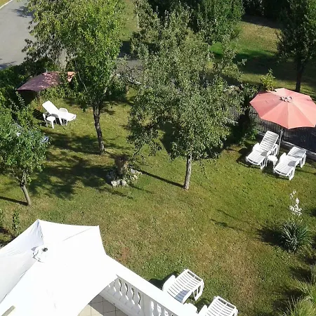 Surina App Surina's Apartament Rupa